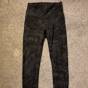 Lululemon Wunder Train Camo Leggings 23”